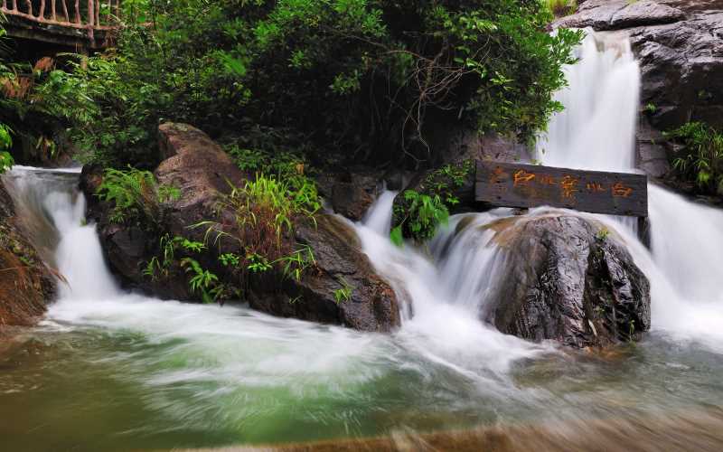 XML入门介绍(什么是XML及XML格式)